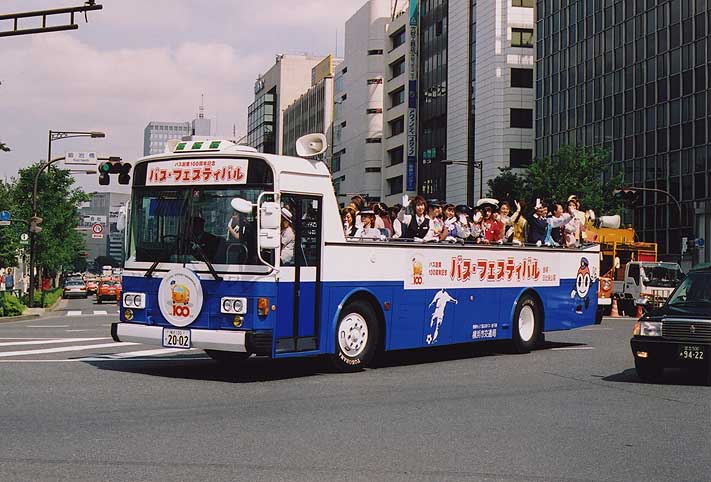 parade-bus-busfes200309-03